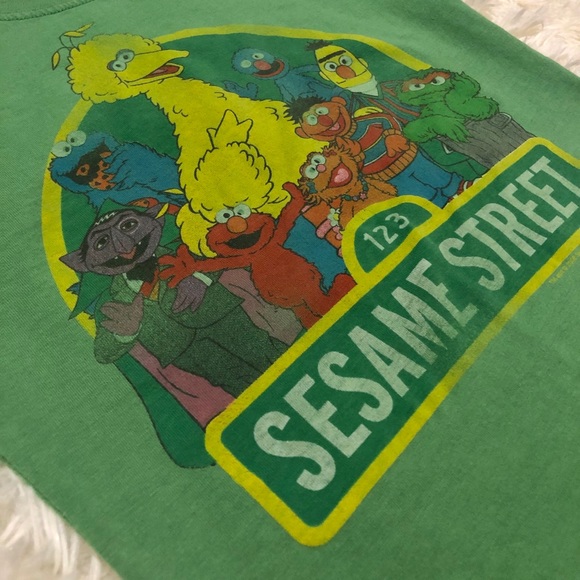 Sesame Street T-Shirt - Picture 3 of 7